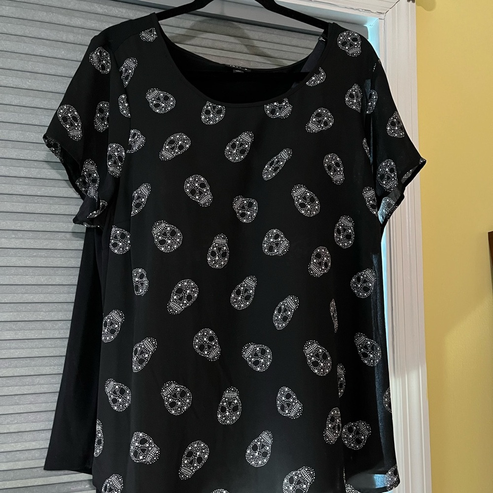Torrid Black Blouse with White Skull Design